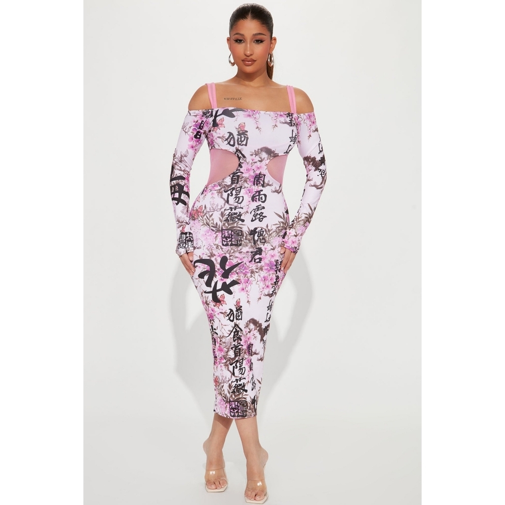 Dress *new* (medium)